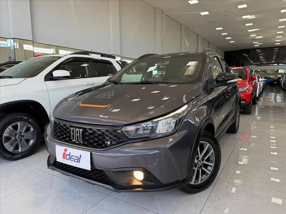 FIAT ARGO 1.3 FIREFLY FLEX TREKKING MANUAL FIAT ARGO 1.3 FIREFLY FLEX TREKKING MANUAL